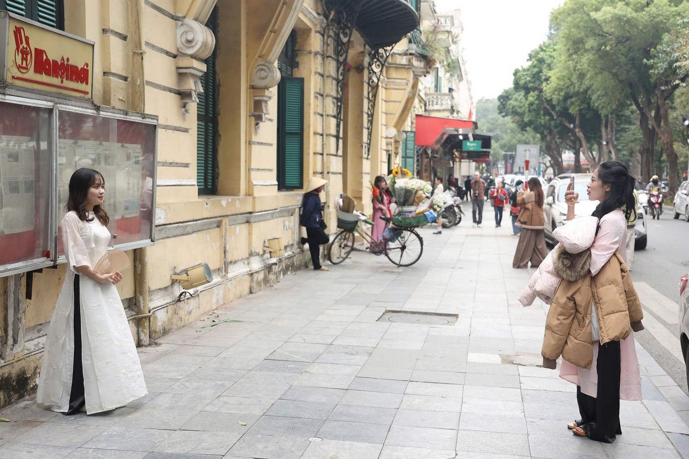 Miền Bắc tiếp tục có những ngày thời tiết dễ chịu khi sáng nhiều mây, trưa chiều nắng nhẹ, nền nhiệt cao. thoi-tiet-ha-noi.jpg