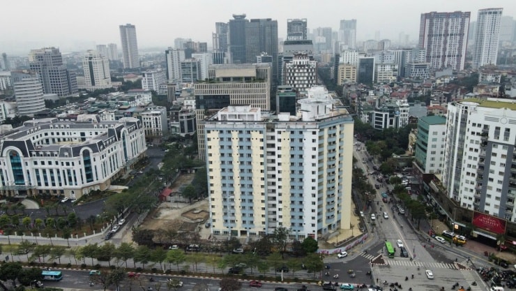 Khu nhà ở bỏ hoang 10 năm giữa Thủ đô hồi sinh đẹp mắt, sắp đón người dân vào ở- Ảnh 1.