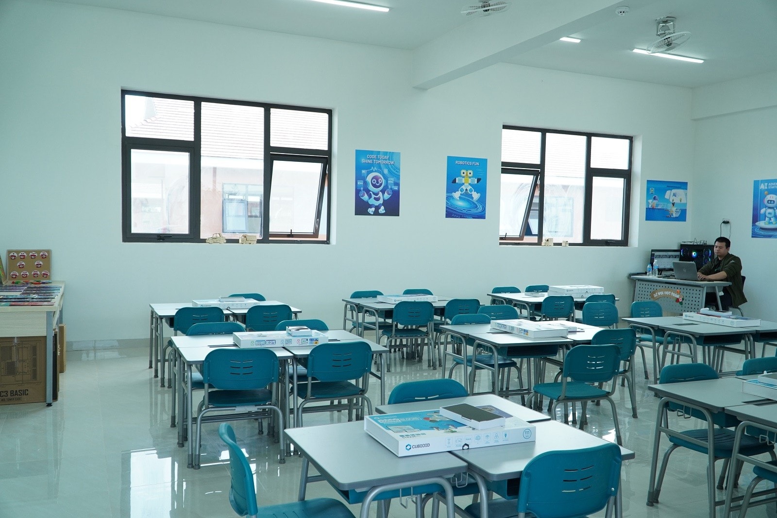 Ngôi trường liên cấp '5 sao' về đích đầu tiên trong chiến dịch xây 248 trường học vùng biên giới của Việt Nam: Là kỳ tích giữa đại ngàn- Ảnh 4.