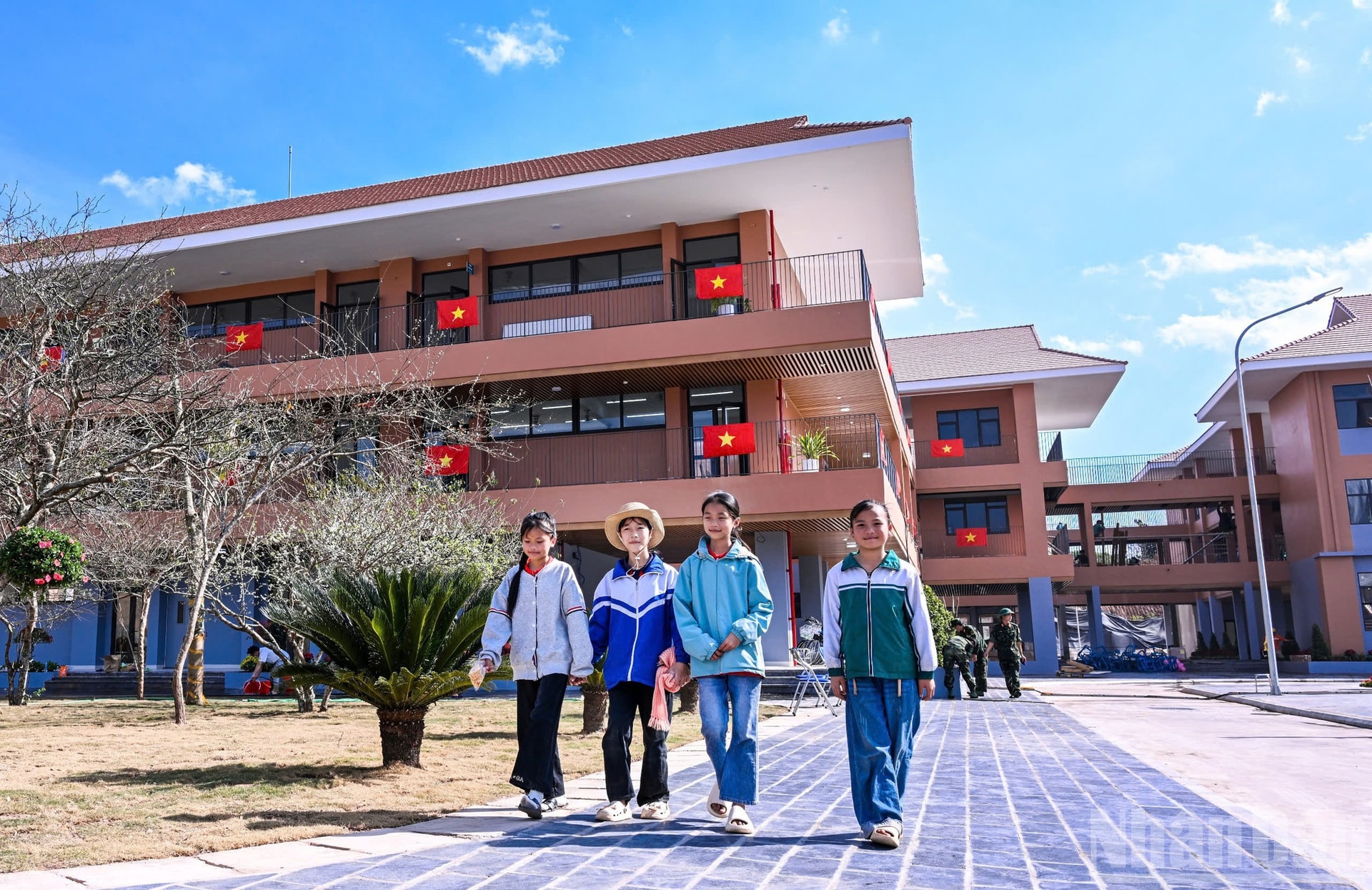 Ngôi trường liên cấp '5 sao' về đích đầu tiên trong chiến dịch xây 248 trường học vùng biên giới của Việt Nam: Là kỳ tích giữa đại ngàn- Ảnh 5.