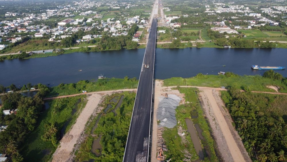 Chỉ vài tháng nữa, chính thức khánh thành cây cầu trọng yếu bắc qua sông Sài Gòn- Ảnh 1.