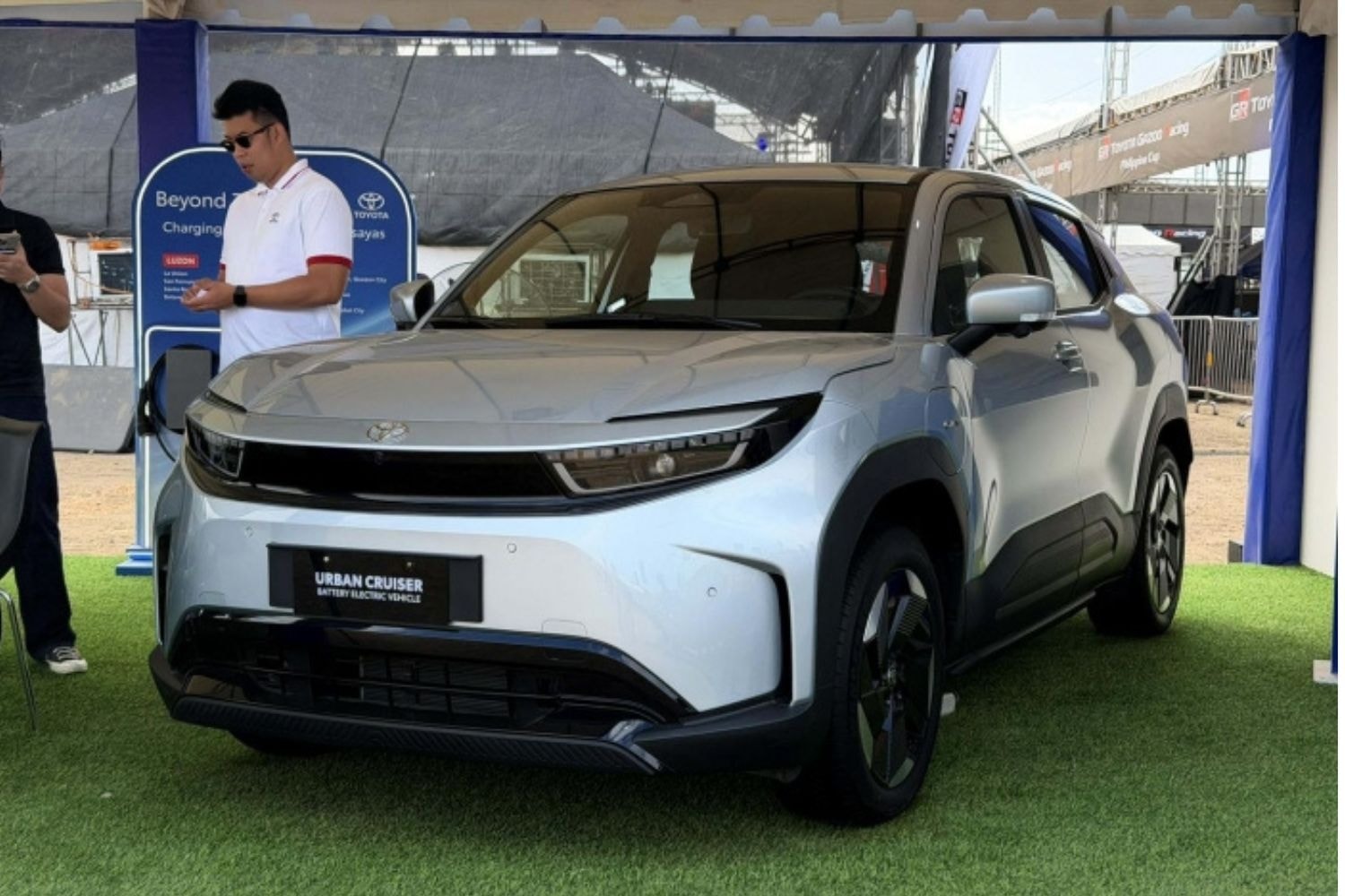 toyota-urban-cruiser-ev-01.jpg