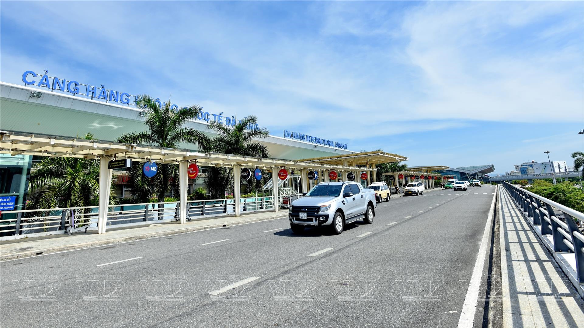 Sân bay sở hữu nhà ga 5 sao đầu tiên của Việt Nam 3 lần liên tiếp được xướng tên trong TOP 100 sân bay tốt nhất thế giới- Ảnh 1. Sân bay sở hữu nhà ga 5 sao đầu tiên của Việt Nam 3 lần liên tiếp được xướng tên trong TOP 100 sân bay tốt nhất thế giới- Ảnh 1.