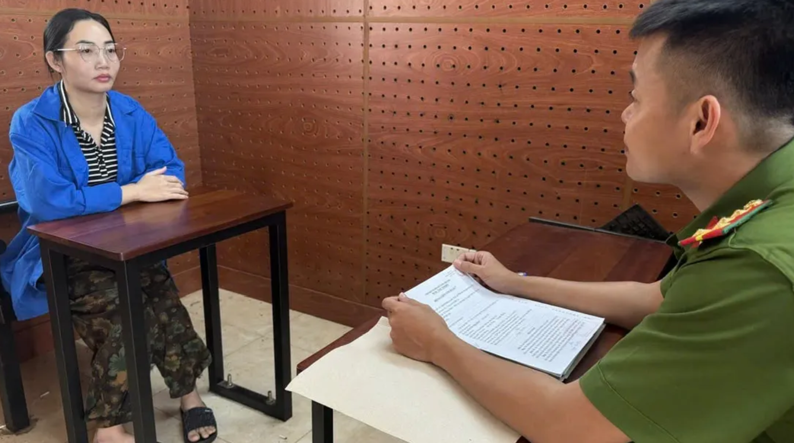 Bắt tạm giam 4 tháng 'cán bộ' Nguyễn Thị Nhàn 35 tuổi