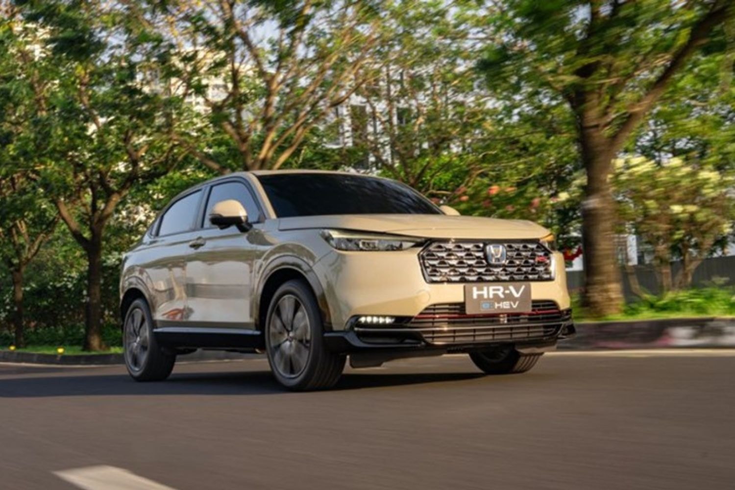 honda-hr-v-hybrid-1.jpg
