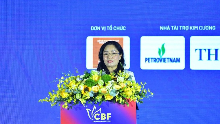 thuy-9802.jpg