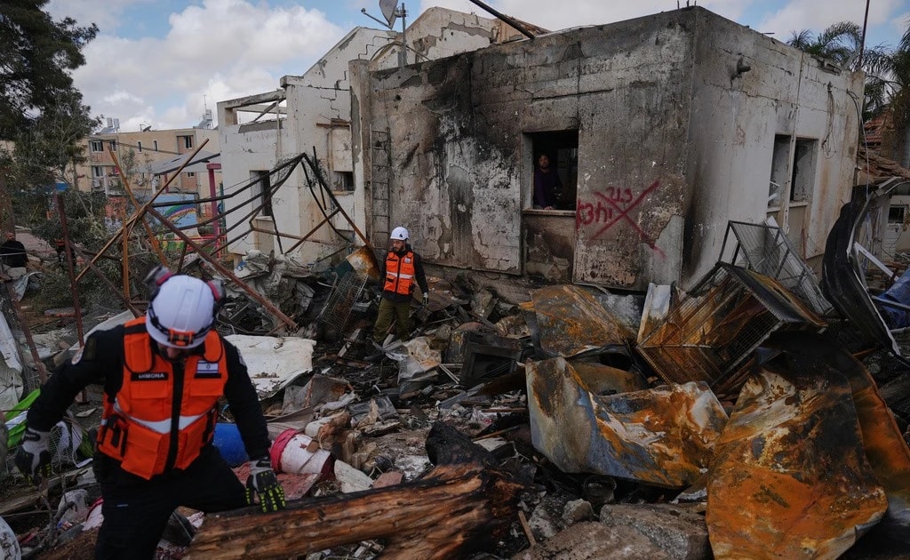 Dấu hỏi lớn sau vụ tên lửa Iran xuyên thủng hệ thống phòng không nổi tiếng của Israel