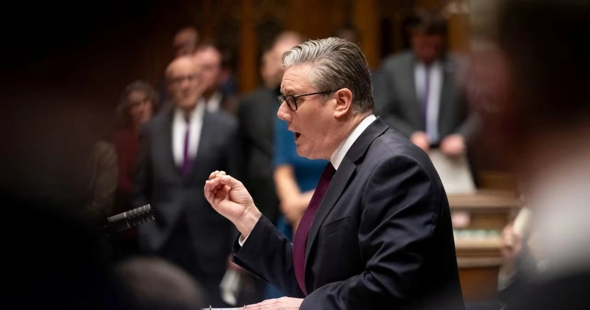 Tổng Thống Mỹ và Thủ tướng Anh điện đàm về eo biển Hormuz