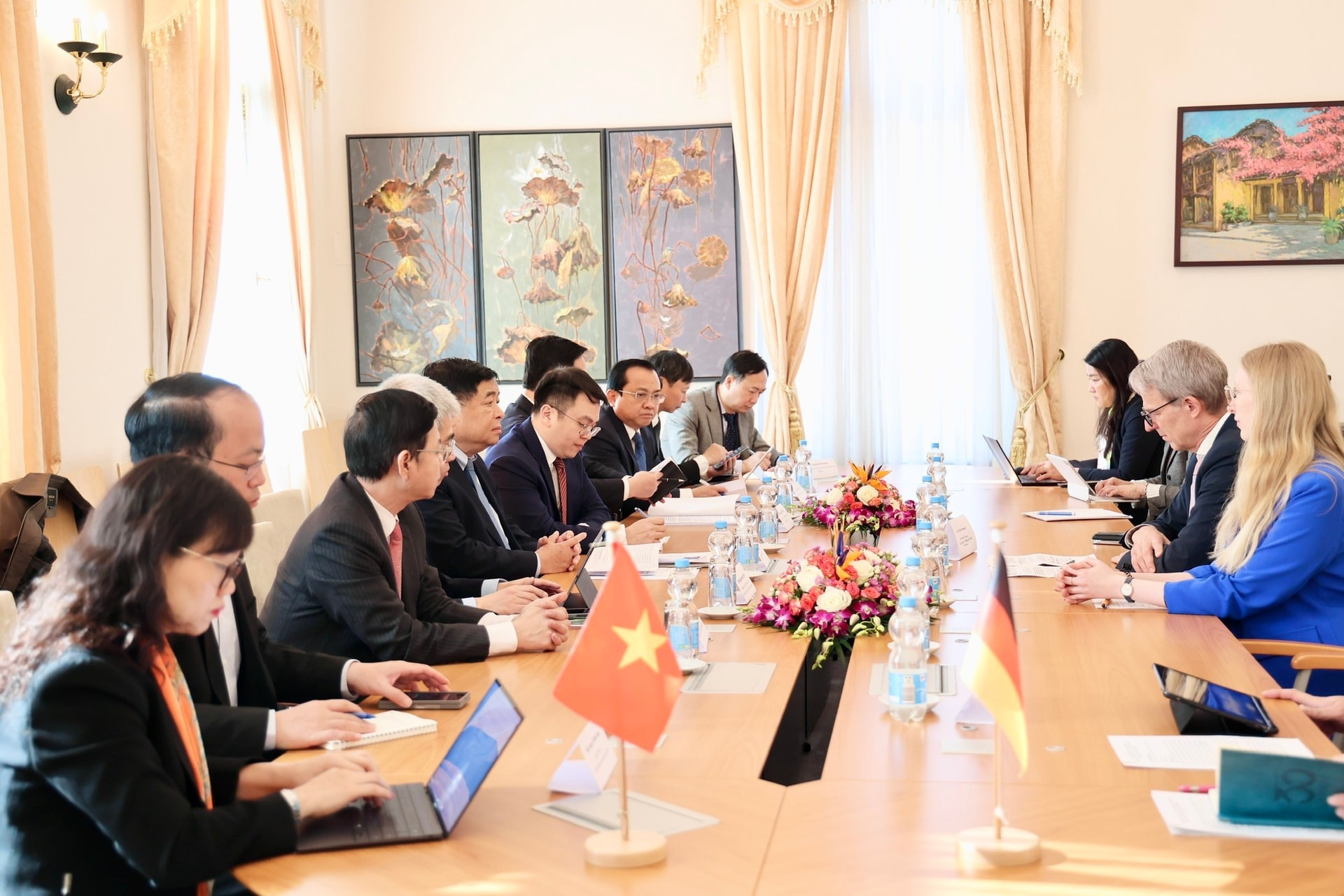 Tập đoàn công nghệ 240 tỷ USD là đối tác của Vingroup, Petrolimex được đề nghị ‘nâng tầm hiện diện’ tại Việt Nam