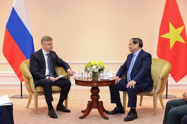 Gặp Thủ tướng, Tập đoàn quản lý 86.000km đường sắt của Nga sẵn sàng phối hợp triển khai tuyến liên vận