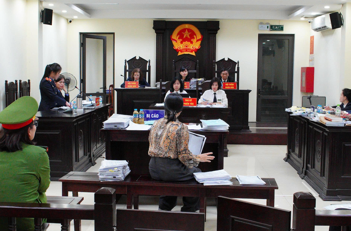 Đề nghị mức án từ 4-5 năm tù đối với cựu Hiệu trưởng Nguyễn Thị Bình