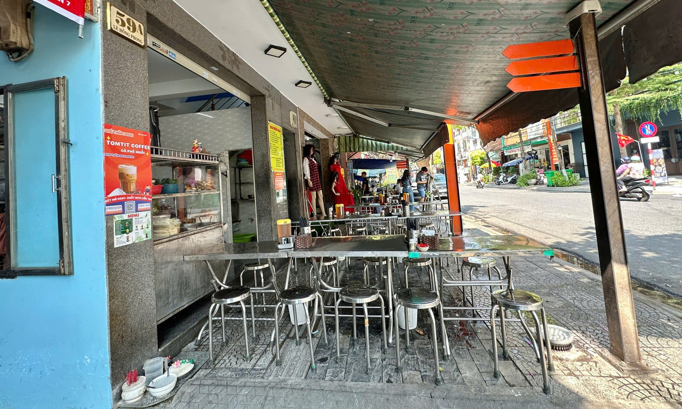 Kế hoạch lập lại trật tự vỉa hè của Đà Nẵng đặt mục tiêu 100% xã, phường đảm bảo không gian đi bộ thông thoáng, môi trường sạch, cảnh quan gọn gàng. Thành phố cũng kỳ vọng từ việc này người dân thay đổi thói quen cũ, cải thiện chất lượng sống. Đồng thời, việc lập lại trật tự vỉa hè cũng tạo diện mạo đô thị hấp dẫn hơn với du khách, thúc đẩy du lịch và dịch vụ, các 1042985615619971012-1-6962.jpg