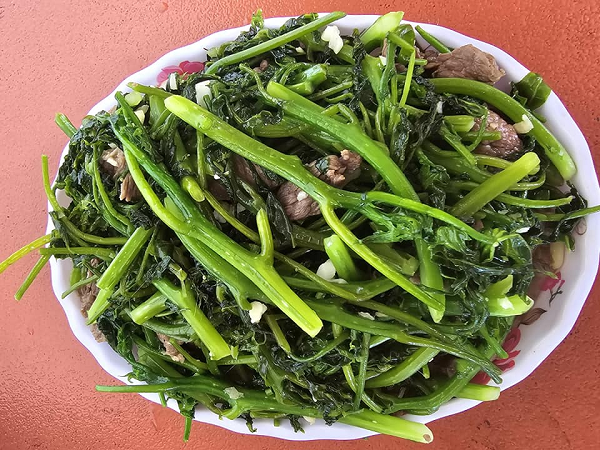 Nghe tên tưởng đùa, ai ngờ loại rau này nấu lên 'ngọt như mì chính': Giá tới 80.000 đồng/kg, ăn một lần là dễ 'ghiền'