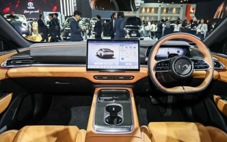 Trình làng Mazda 6e 2026: Sedan thuần điện đi 550 km, sạc 15 phút từ 30 lên 80% giá chưa chỉ hơn 900 triệu - Ảnh 3.