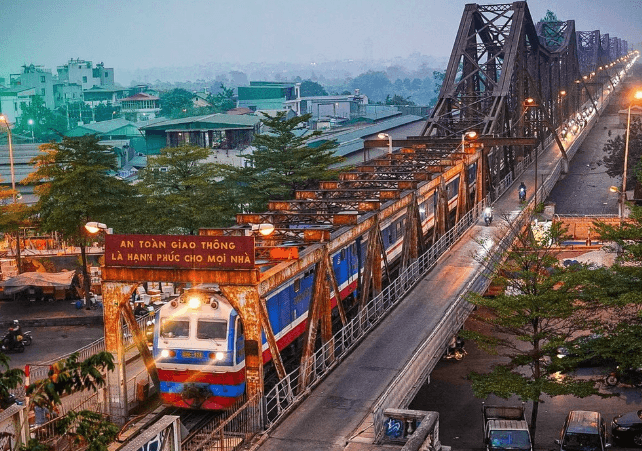 Ngày mai, cây cầu thép có tuổi đời lớn nhất Việt Nam chính thức dừng hoạt động- Ảnh 2. Ngày mai, cây cầu thép có tuổi đời lớn nhất Việt Nam chính thức dừng hoạt động- Ảnh 2.