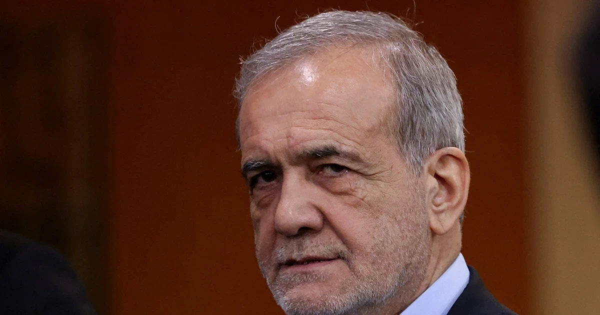 Tổng thống Iran gửi lời đến đối thủ và các nước láng giềng