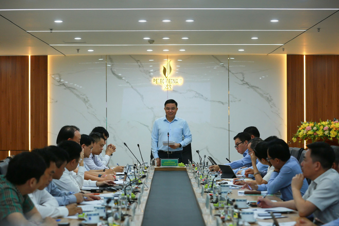 Quyền Bộ trưởng Bộ Công Thương Lê Mạnh Hùng phát biểu tại buổi làm việc với BSR. 4255663416083299311-1.jpg