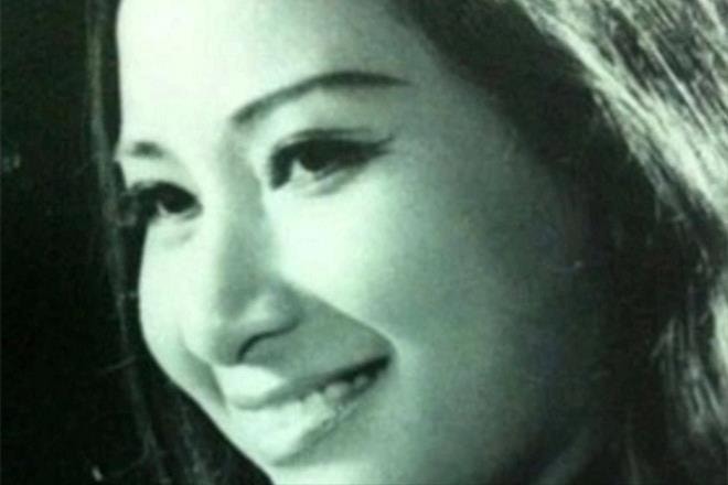 'Đệ nhất giai nhân' hiếm hoi được phong tặng NSƯT đợt đầu tiên: Từng là ca sĩ nhạc đỏ nổi tiếng, từ bỏ hào quang đi bán vàng