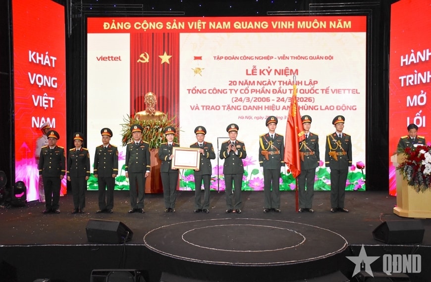 Viettel Global (VGI) đón danh hiệu Anh hùng Lao động từ Đại tướng Phan Văn Giang, tham vọng duy trì tăng trưởng trên 20%/năm
