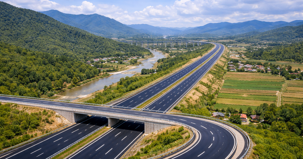 Chỉ hơn 1 tháng nữa, chính thức thông tuyến cao tốc ‘rừng - biển’ đầu tiên của Việt Nam