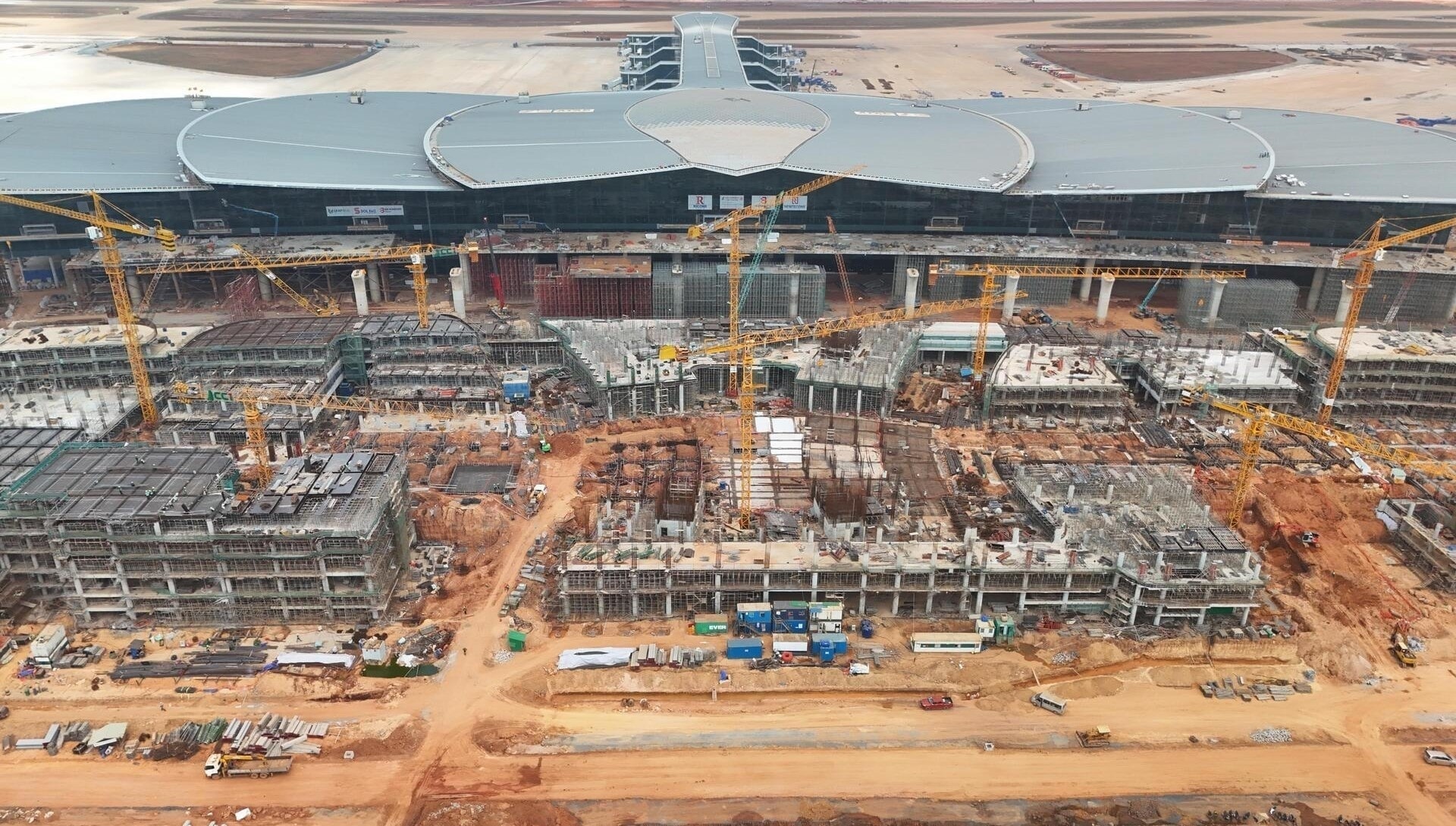 Bộ Công an sắp có kết luận điều tra sai phạm tại siêu dự án sân bay Long Thành - Ảnh 2.