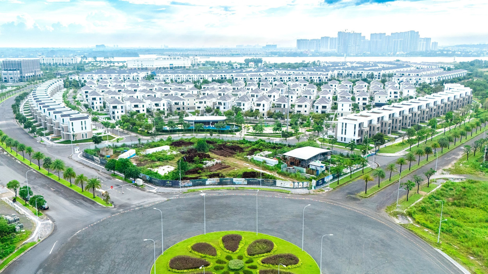TP tương lai của Việt Nam phấn đấu xây dựng 700.000 căn nhà đến năm 2030- Ảnh 1. TP tương lai của Việt Nam phấn đấu xây dựng 700.000 căn nhà đến năm 2030- Ảnh 1.