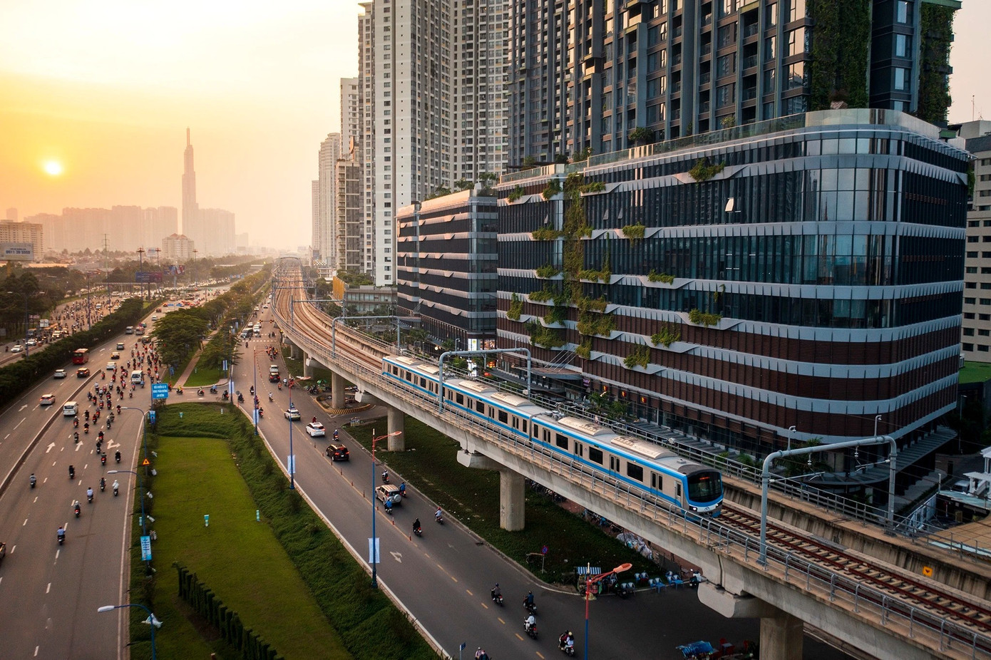 Các tuyến metro đường sắt đều tập trung vào khu Đông Những giá trị bền vững định hình chuẩn mực quốc tế tại khu đông - Ảnh 3.