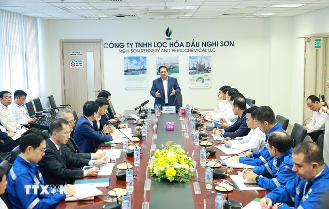 2903-thu-tuong-nha-may-loc-hoa-dau-nghi-son-3.jpg