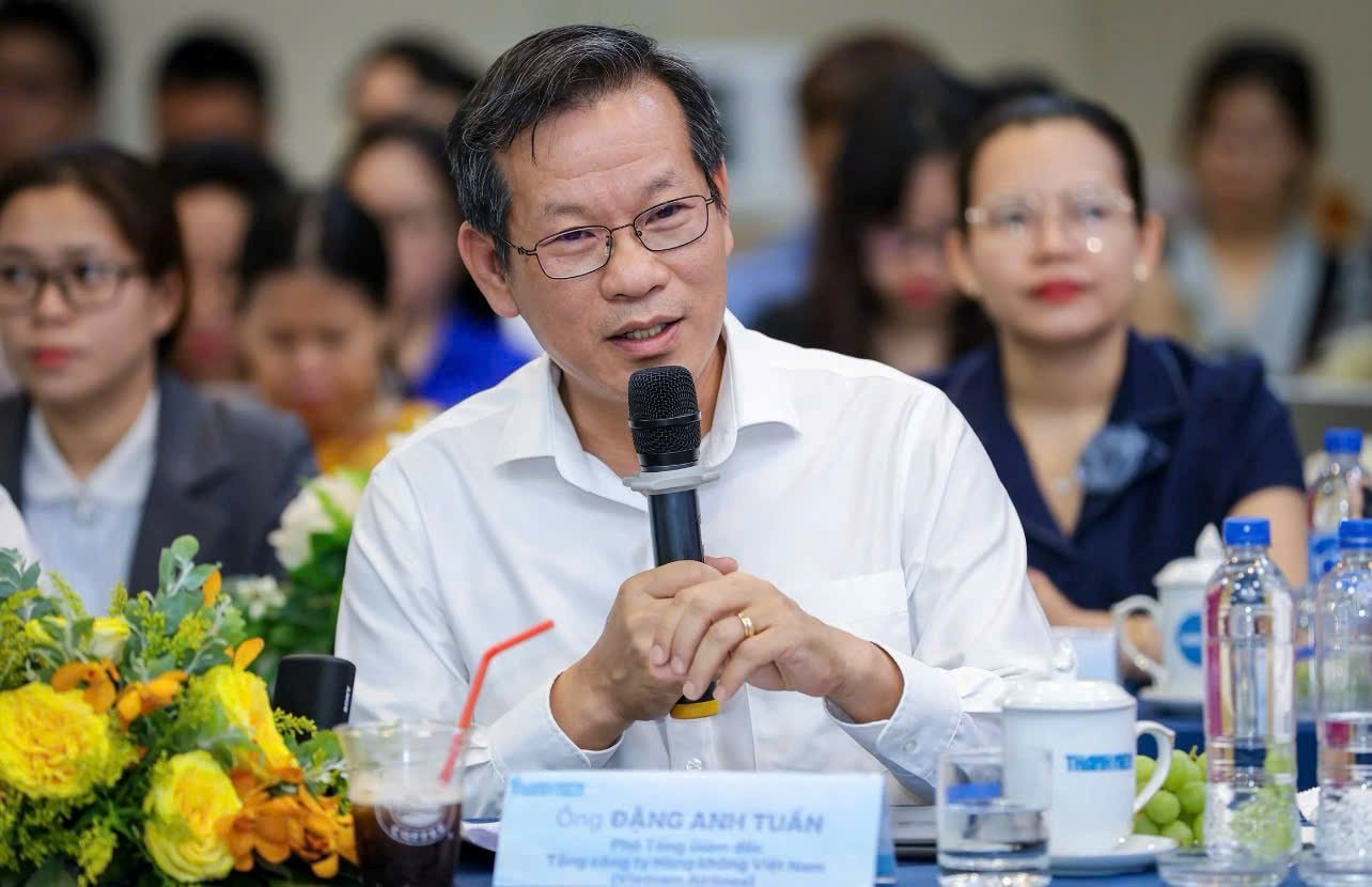 Phó Tổng giám đốc Vietnam Airlines: Mỗi USD giá dầu tăng, chúng tôi ‘bay’ mất 300 tỷ đồng