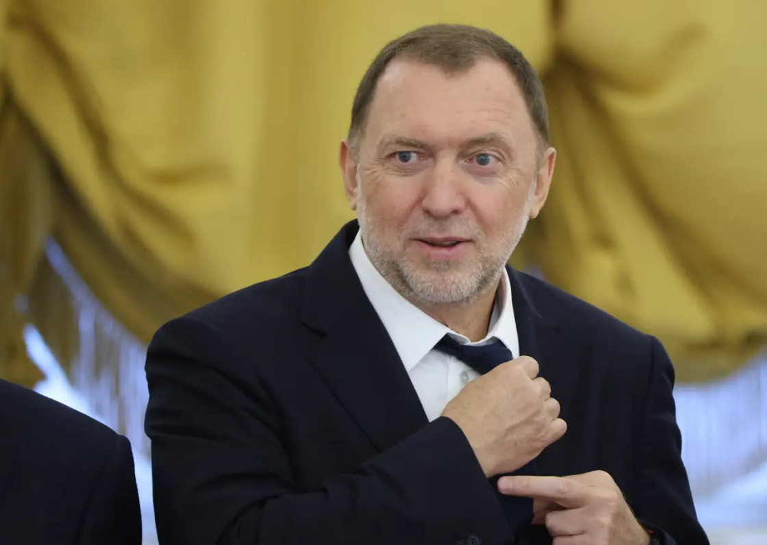 Tỷ phú Nga đề xuất làm việc 12 giờ/ngày, 6 ngày/tuần để 'cứu' nền kinh tế Tỷ phú Nga đề xuất làm việc 12 giờ/ngày, 6 ngày/tuần để 'cứu' nền kinh tế