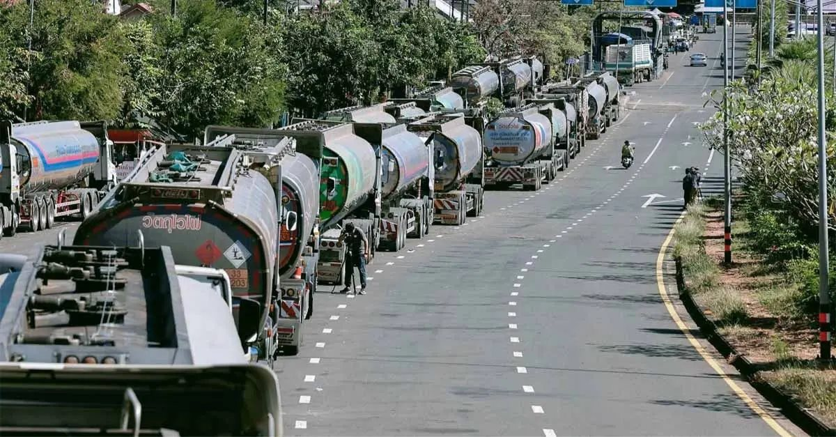 Cấm xuất khẩu nhưng vẫn 'xuất đều' 5 triệu lít/ngày sang Lào và Myanmar, Thái Lan lý giải ra sao?