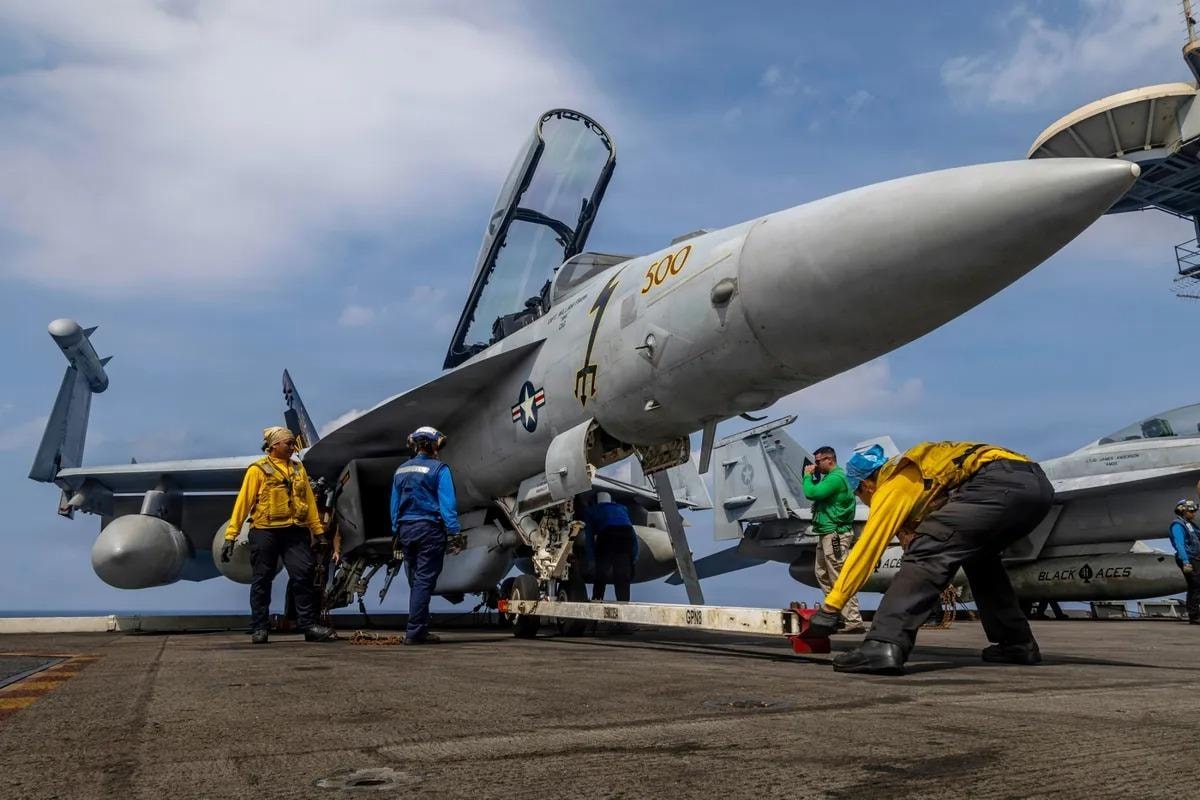 Cú sốc Iran khiến nhiều 'con nợ' của IMF thêm kiệt quệ