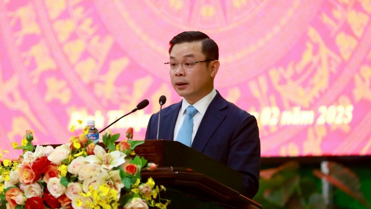 Tài chính Hoàng Huy (TCH): Con trai ông Đỗ Hữu Hạ được bầu làm Chủ tịch UBND tỉnh Đắk Lắk nhiệm kỳ mới - Ảnh 1.