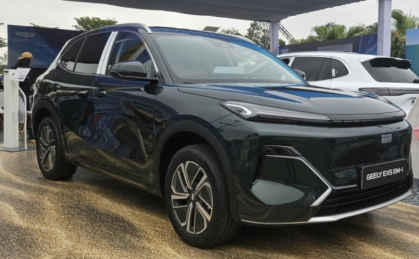 'Tân binh' SUV giá gần 1 tỷ: Geely EX5 EM-i có gì để 'đấu' CR-V, Tucson?