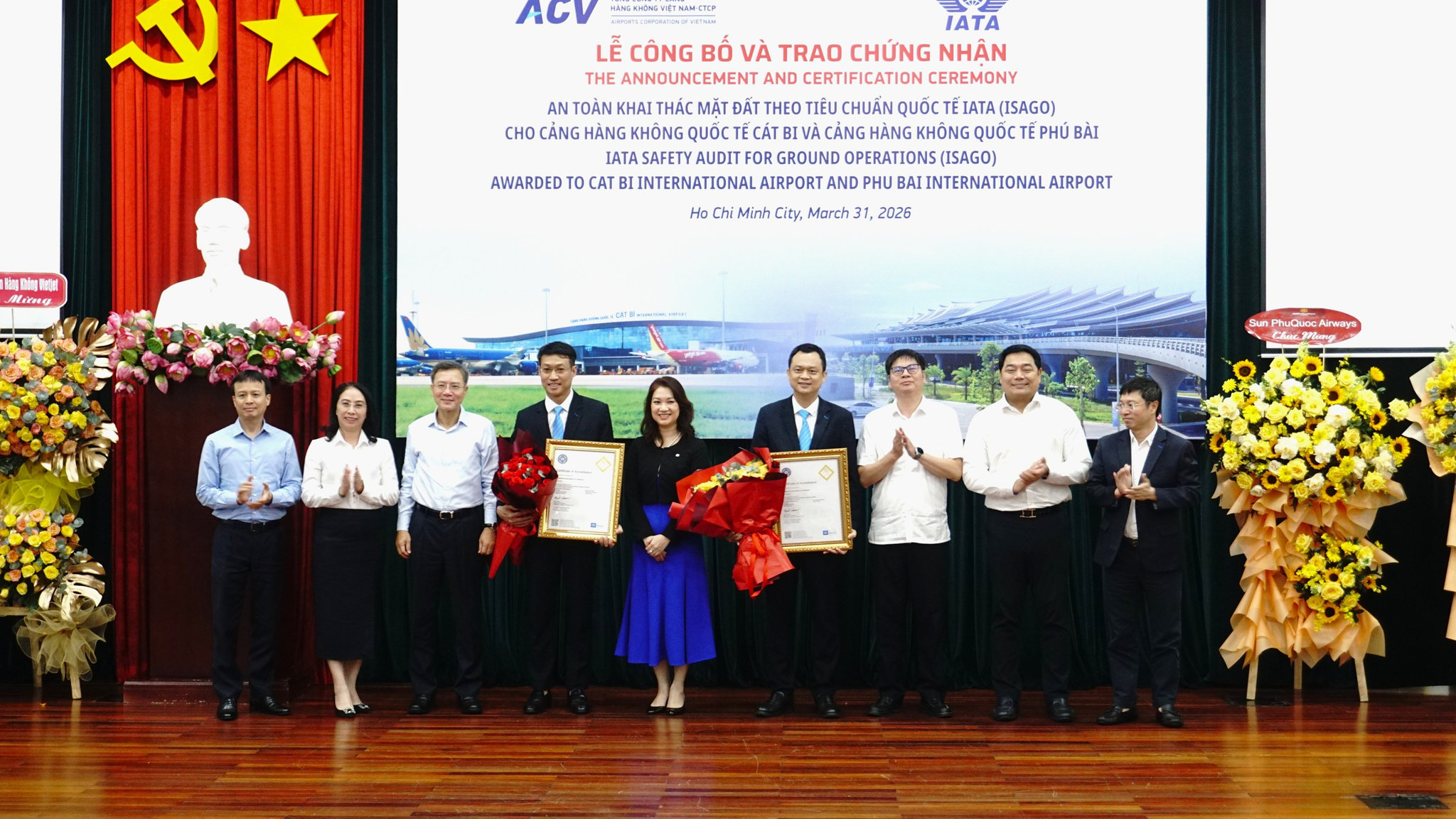 Hàng không Việt Nam vừa ghi nhận dấu ấn chưa từng có: 2 sân bay được vinh danh ở hạng mục an toàn khai thác mặt đất theo chuẩn quốc tế- Ảnh 1. Hàng không Việt Nam vừa ghi nhận dấu ấn chưa từng có: 2 sân bay được vinh danh ở hạng mục an toàn khai thác mặt đất theo chuẩn quốc tế- Ảnh 1.