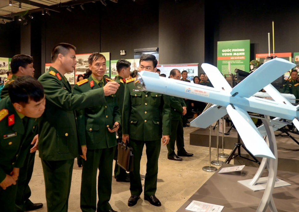 Việt Nam làm chủ công nghệ lõi: Viettel phát triển mạng 5G, CT Group sản xuất UAV, Zalo, FPT nghiên cứu trí tuệ nhân tạo