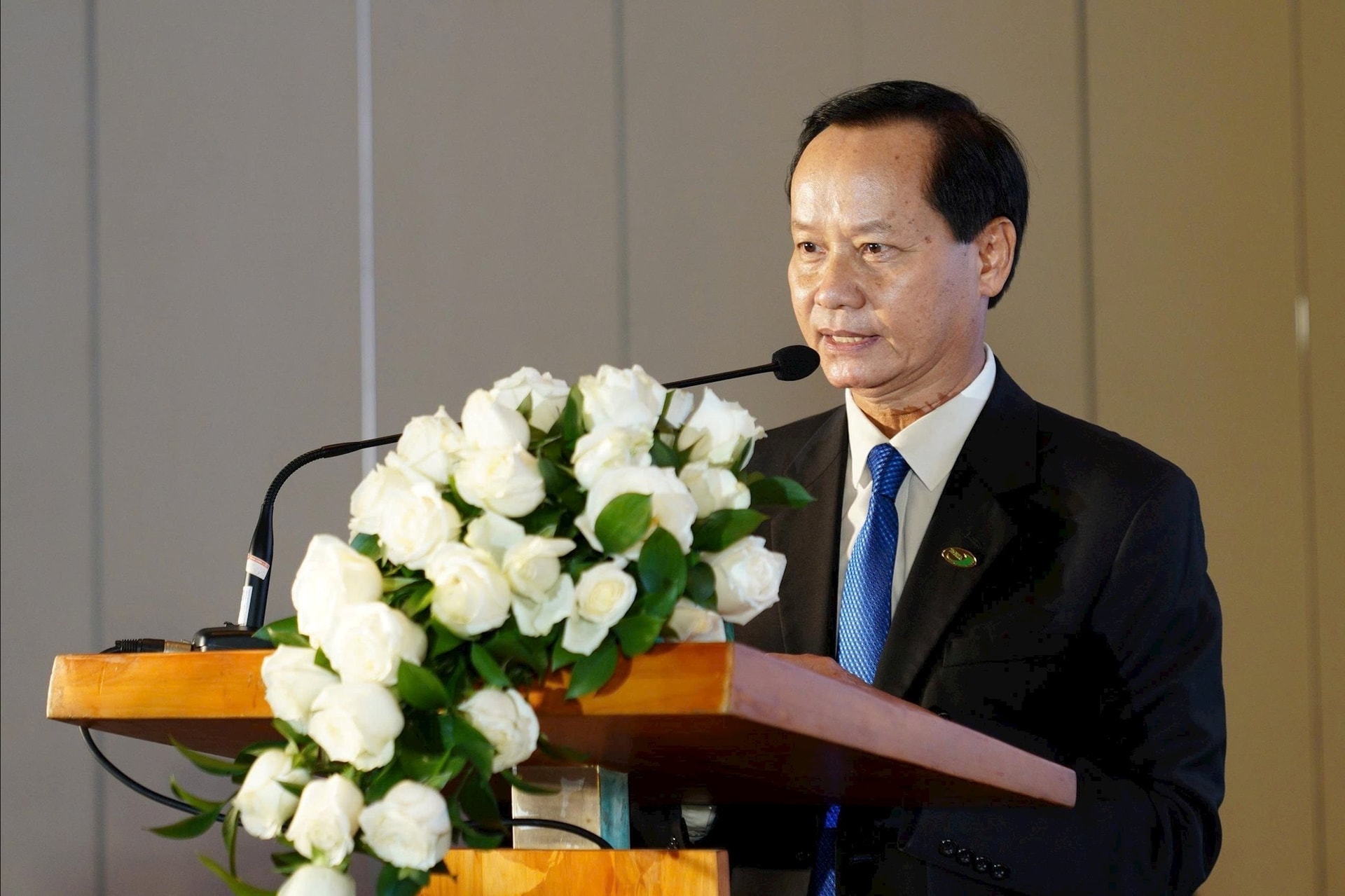 Lãi vay từ 6% lên 13%, doanh nghiệp kiến nghị khẩn về vốn