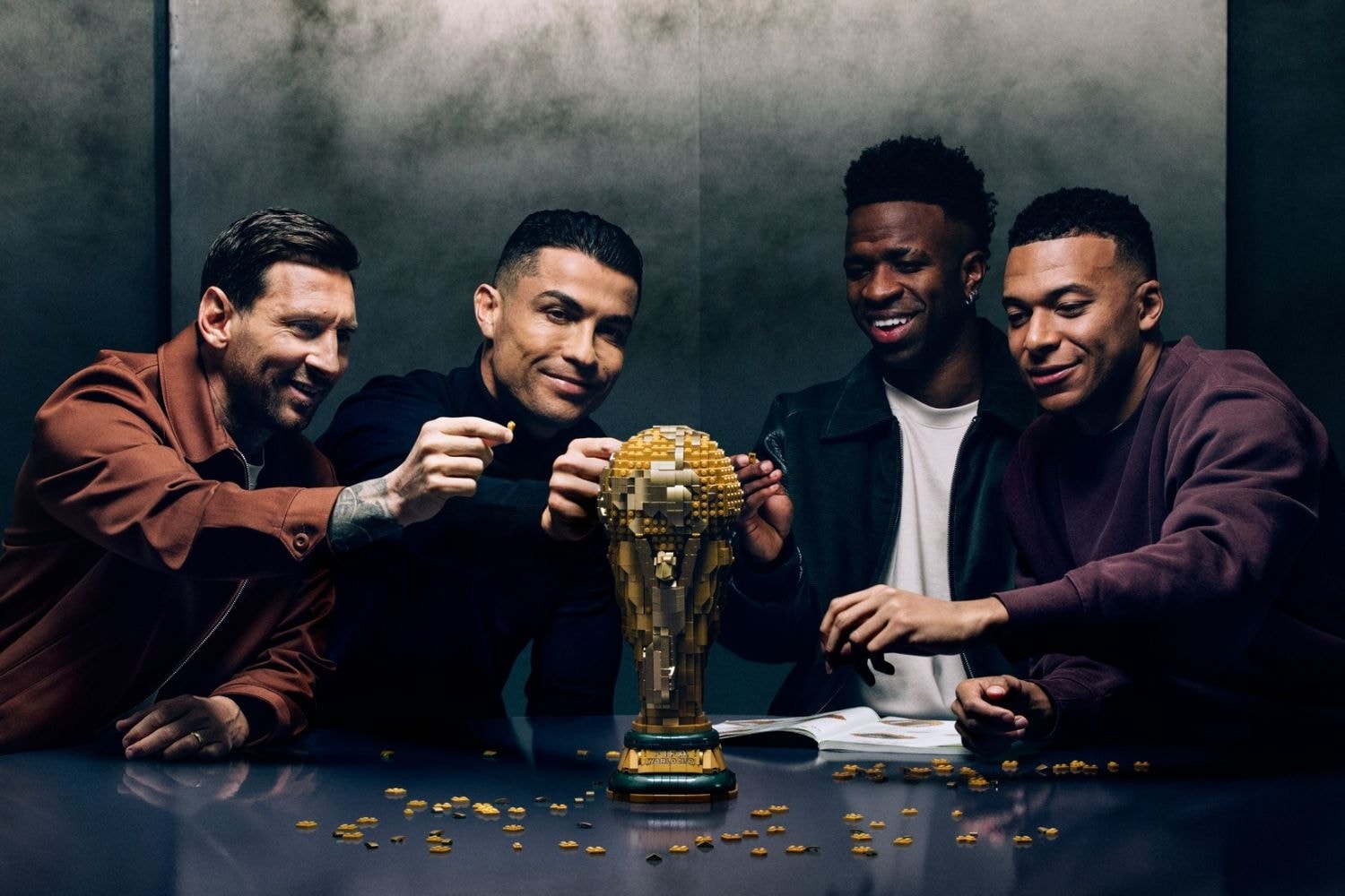 ronaldo va messi chung 1 khung hinh 1