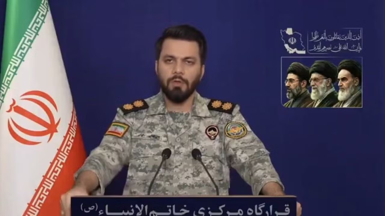 Iran cảnh báo trả đũa 'ngay lập tức' nếu Mỹ tấn công hạ tầng điện - Ảnh 1.