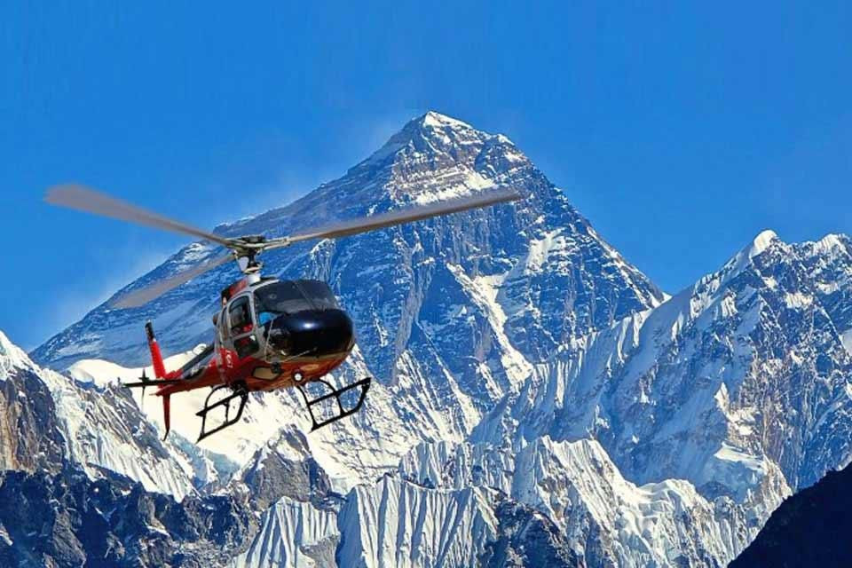 Vạch trần đường dây lừa đảo hơn 500 tỷ đồng trên đỉnh Everest: Bỏ thuốc du khách, ép bay trực thăng, vài nghìn người mắc bẫy - Ảnh 2.