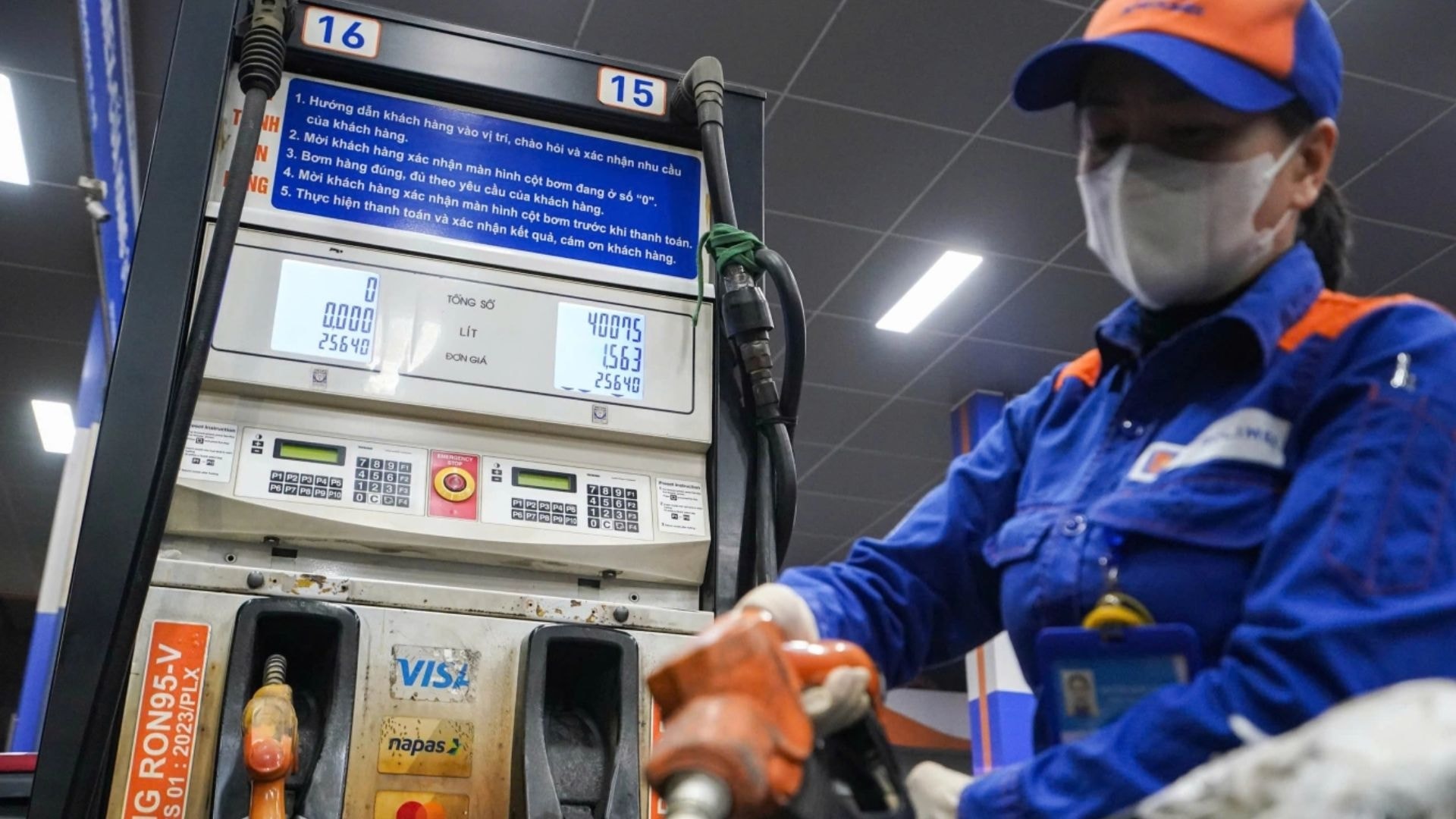 Đã nhập thêm 3,2 triệu m3 xăng dầu trong tháng 3, đảm bảo nguồn cung tới cuối tháng 4