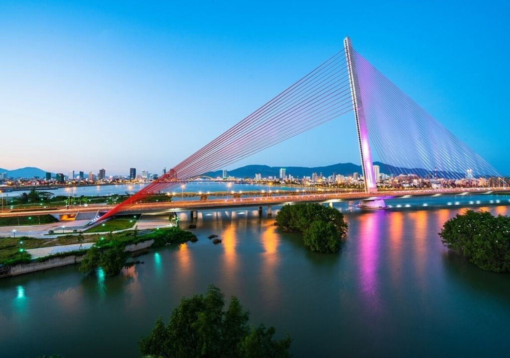 Cầu dây văng nghiêng 12 độ lớn nhất Đông Nam Á tại Việt Nam: Mang tên nữ anh hùng xứ Quảng, có khả năng chịu lực 32.000 tấn- Ảnh 4.