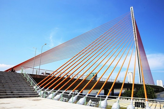 Cầu dây văng nghiêng 12 độ lớn nhất Đông Nam Á tại Việt Nam: Mang tên nữ anh hùng xứ Quảng, có khả năng chịu lực 32.000 tấn- Ảnh 2.