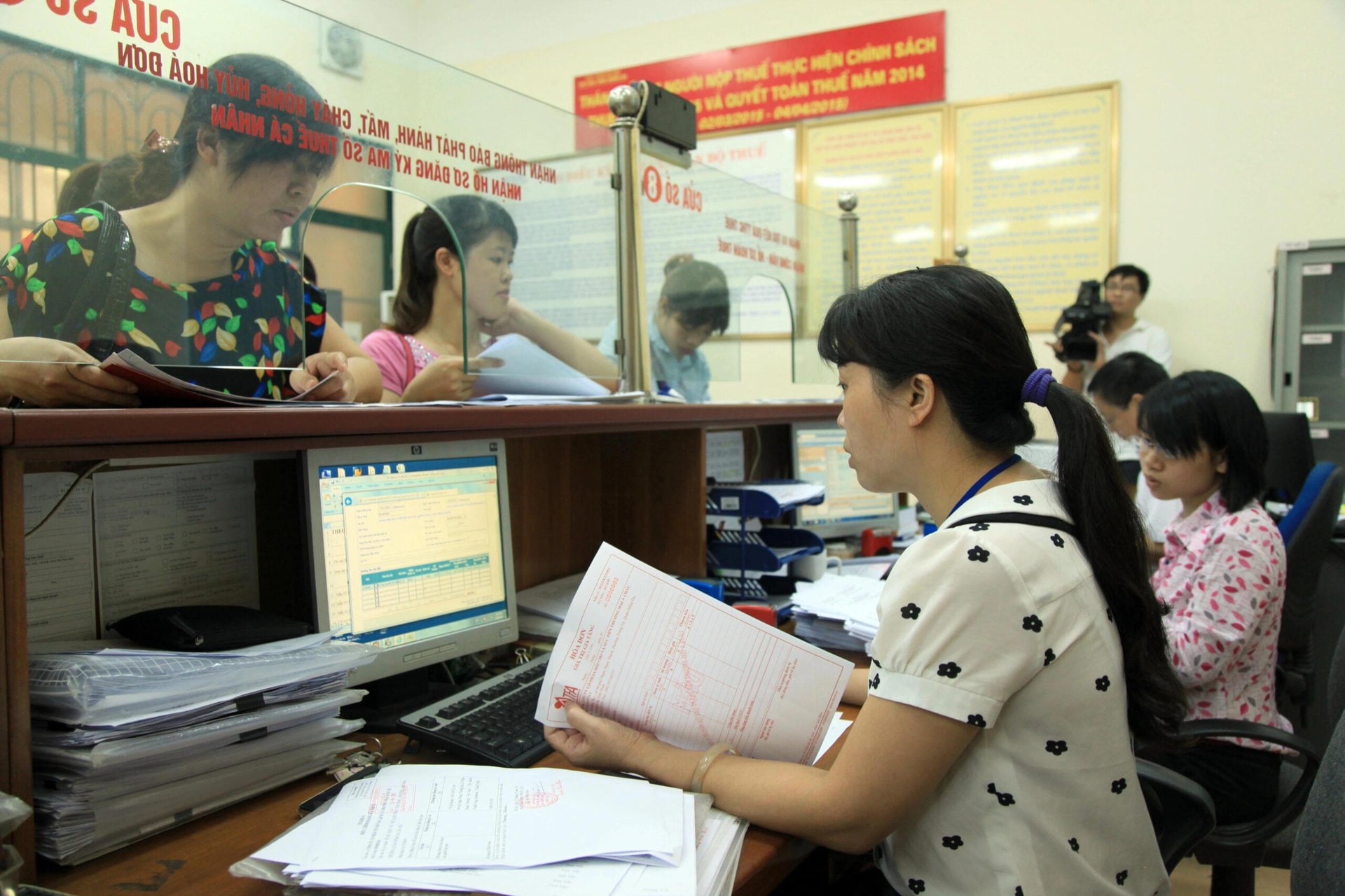 Đề xuất tăng lương cơ sở từ 1/7/2026, bảng lương lái xe, bảo vệ, văn thư cơ quan Nhà nước thay đổi ra sao?