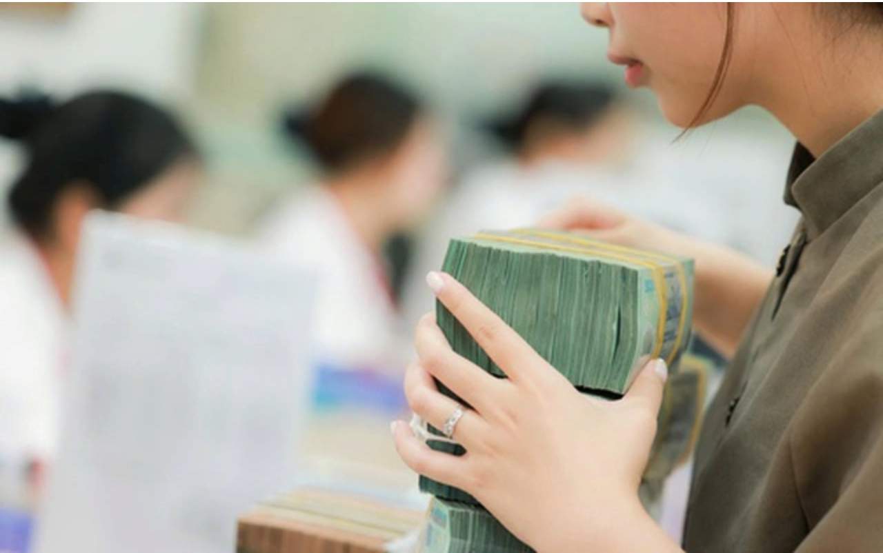 100 tỷ USD 'nằm im': Vì sao tiền nhiều mà doanh nghiệp vẫn khát vốn?