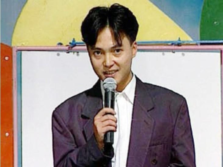 BTV kỳ cựu của VTV là con trai cố nhà thơ nổi tiếng Việt Nam: 'Nam thần' gameshow một thời, từng mất 3 người thân trong tai nạn thảm khốc năm 1988