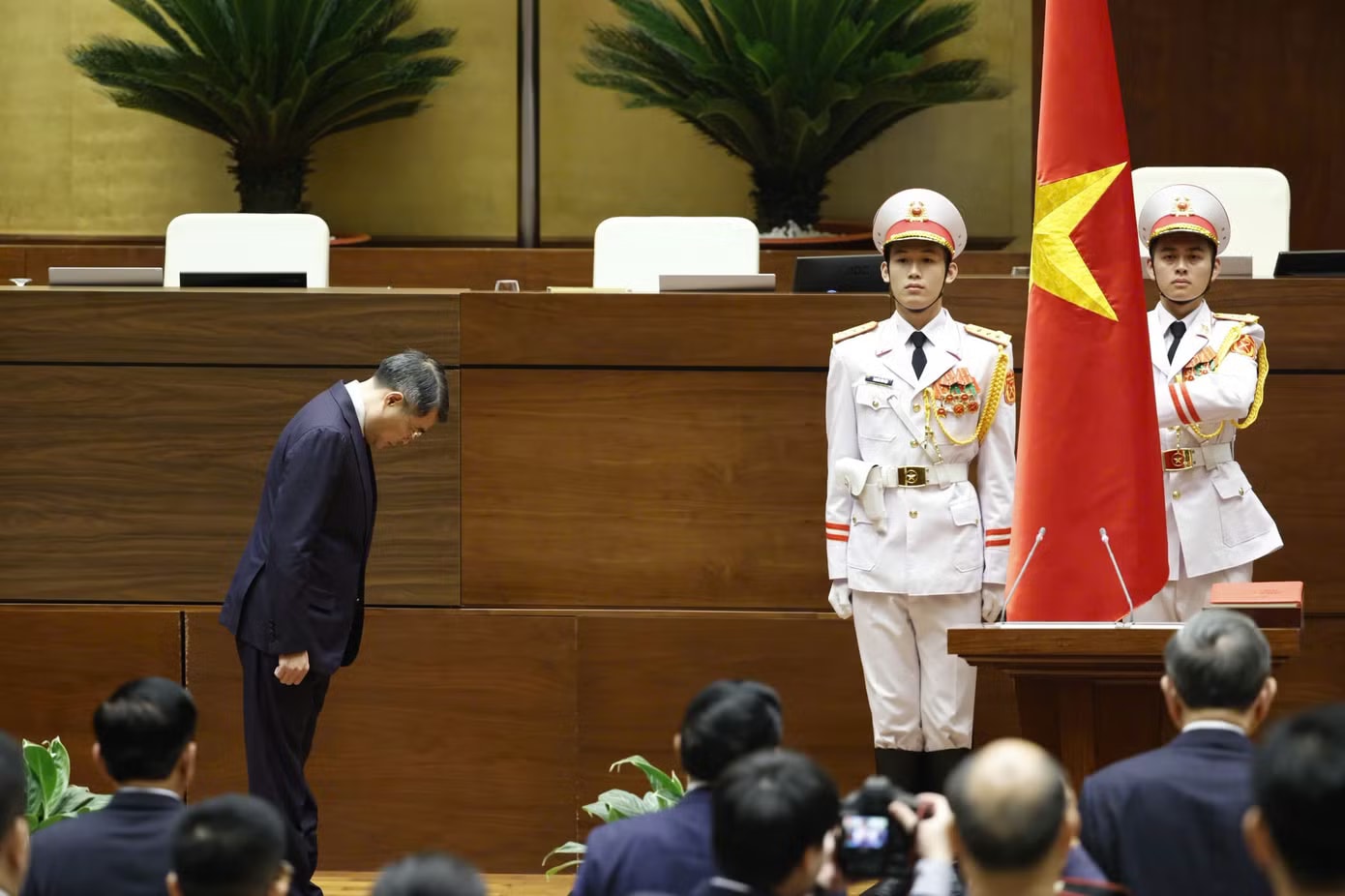 Toàn cảnh Lễ tuyên thệ và phát biểu nhậm chức của tân Thủ tướng Lê Minh Hưng - Ảnh 1.