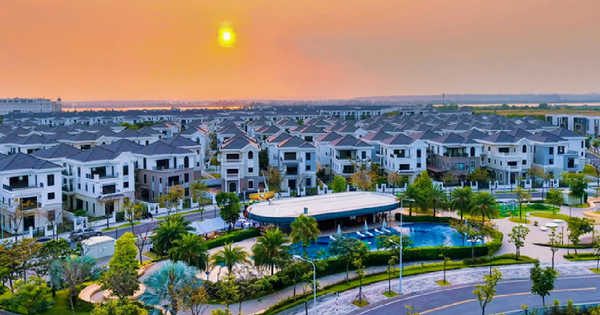 Chỉ 2 tháng nữa, siêu dự án 'sống còn' của Novaland (NVL) sẽ chính thức bàn giao sổ hồng Chỉ 2 tháng nữa, siêu dự án 'sống còn' của Novaland (NVL) sẽ chính thức bàn giao sổ hồng