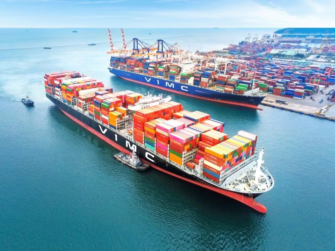 Miễn nhiều loại phí giao thông từ hôm nay - Ảnh 1.