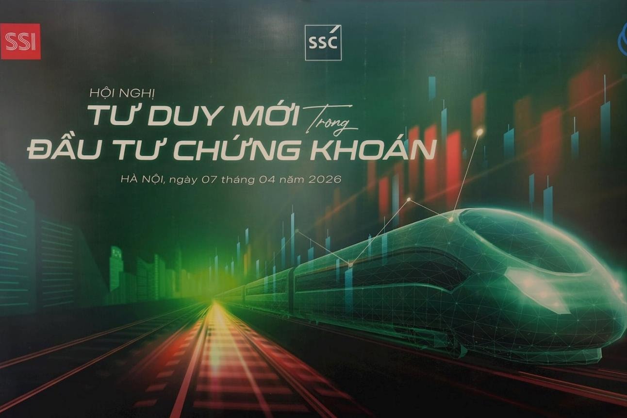 Chuyên gia: Khủng hoảng là thời điểm tích sản, người thu nhập từ 12 triệu đồng/tháng vẫn có thể đầu tư